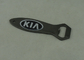 I distintivi del ricordo delle apribottiglie, in lega di zinco la pressofusione e distintivo dell'automobile di KIA